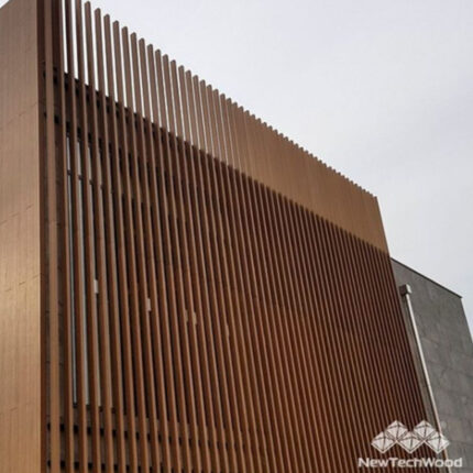 montaż profila dekoracyjnego UH17 teak